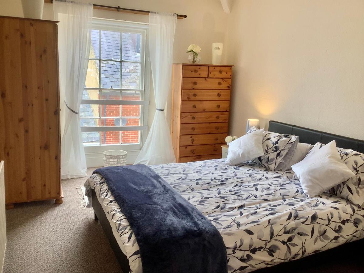 Second Floor Apartment Tenby Town Centre Buitenkant foto