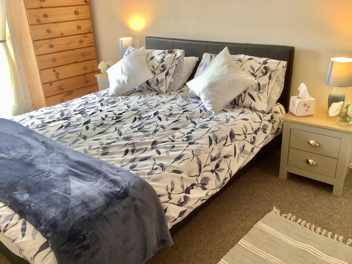 Second Floor Apartment Tenby Town Centre Buitenkant foto